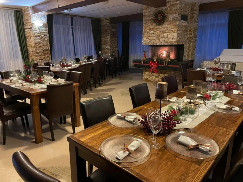 Brașov Cazare | Pensiune (K1593-41) Imaginea poate fi supusă drepturilor de autor. Se recomandă contactarea titularului drepturilor. Brașov Cazare | Pensiune (K1593-41) Imaginea poate fi supusă drepturilor de autor. Se recomandă contactarea titularului drepturilor.