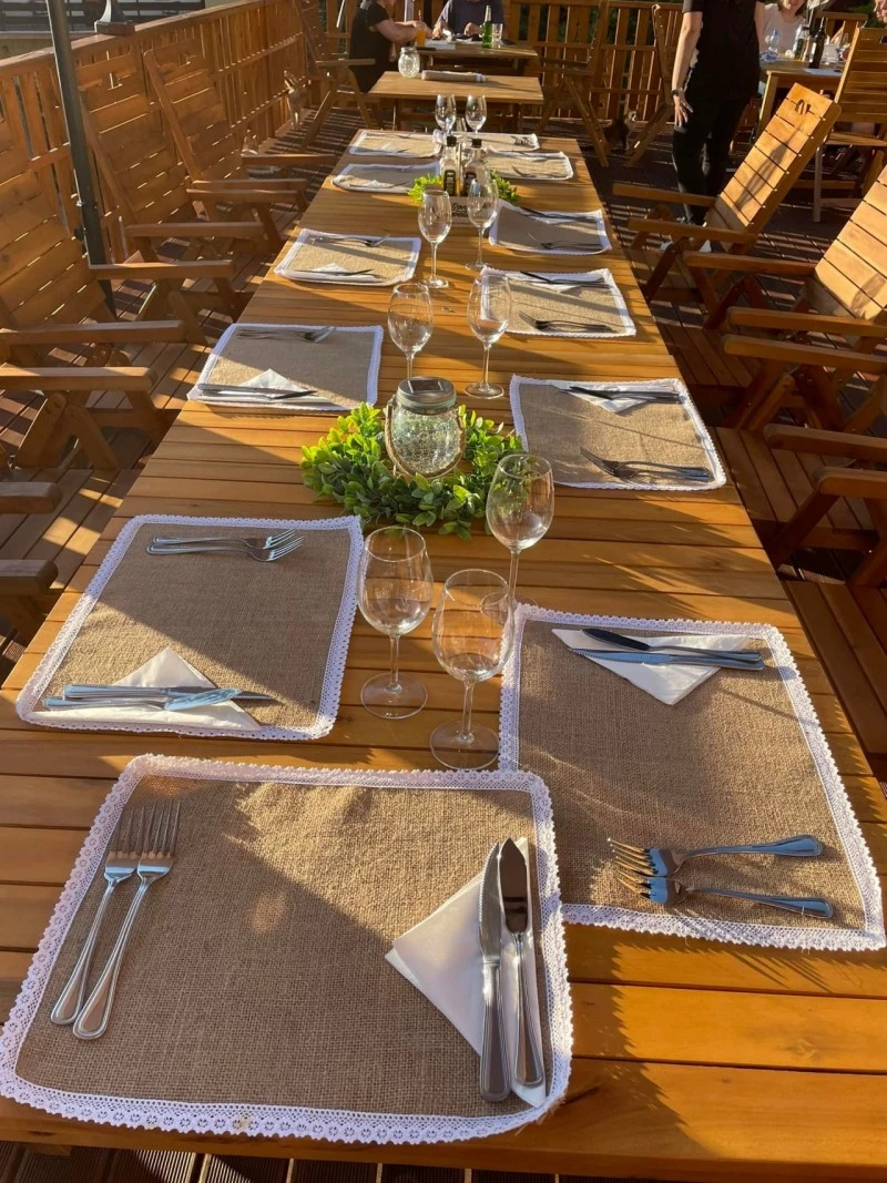 Brassó Szállás | Panzió (K1593-49) A kép szerzői jogvédelem alatt állhat. Javasolt a kapcsolatfelvétel a jog tulajdonossal.