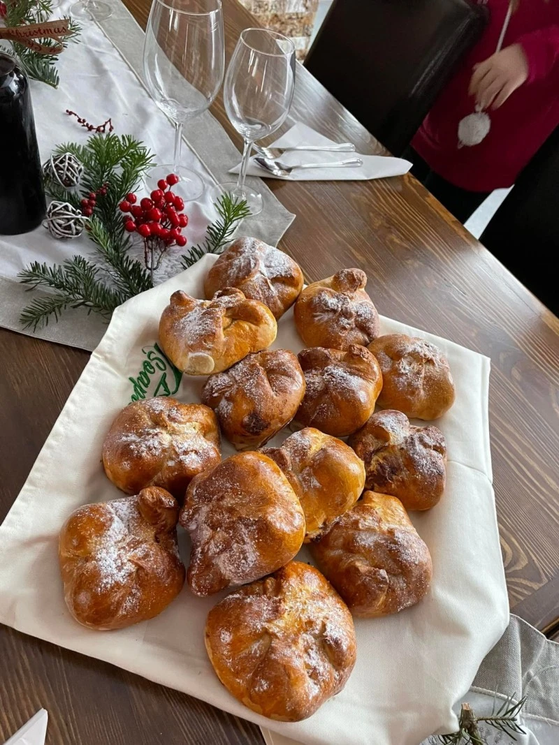 Brassó Szállás | Panzió (K1593-64) A kép szerzői jogvédelem alatt állhat. Javasolt a kapcsolatfelvétel a jog tulajdonossal.