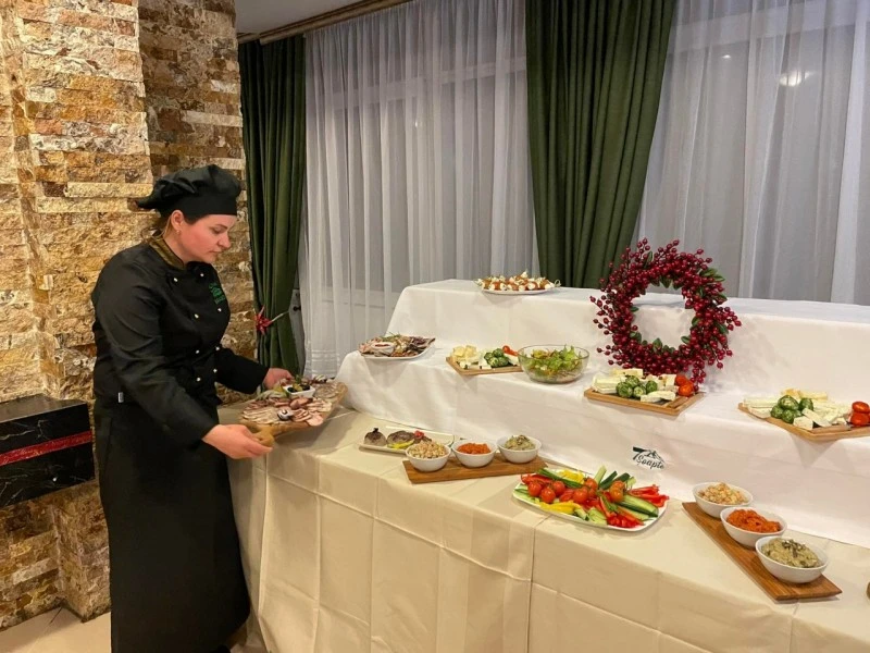 Brassó Szállás | Panzió (K1593-65) A kép szerzői jogvédelem alatt állhat. Javasolt a kapcsolatfelvétel a jog tulajdonossal.