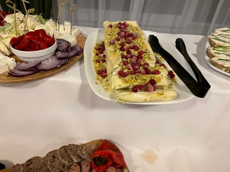 Brașov Cazare | Pensiune (K1593-71) Imaginea poate fi supusă drepturilor de autor. Se recomandă contactarea titularului drepturilor. Brașov Cazare | Pensiune (K1593-71) Imaginea poate fi supusă drepturilor de autor. Se recomandă contactarea titularului drepturilor.