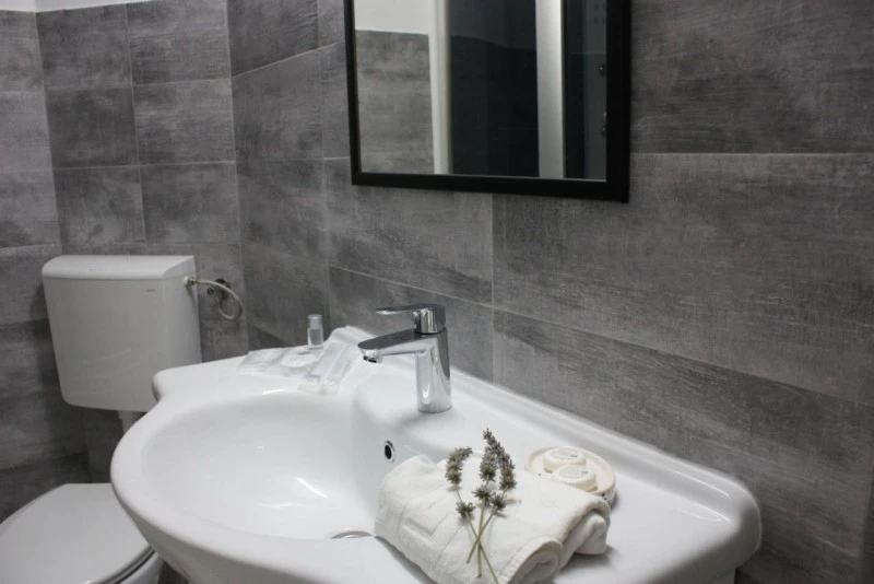 Deva Cazare | Pensiune (K1152-14) Imaginea poate fi supusă drepturilor de autor. Se recomandă contactarea titularului drepturilor. Deva Cazare | Pensiune (K1152-14) Imaginea poate fi supusă drepturilor de autor. Se recomandă contactarea titularului drepturilor.