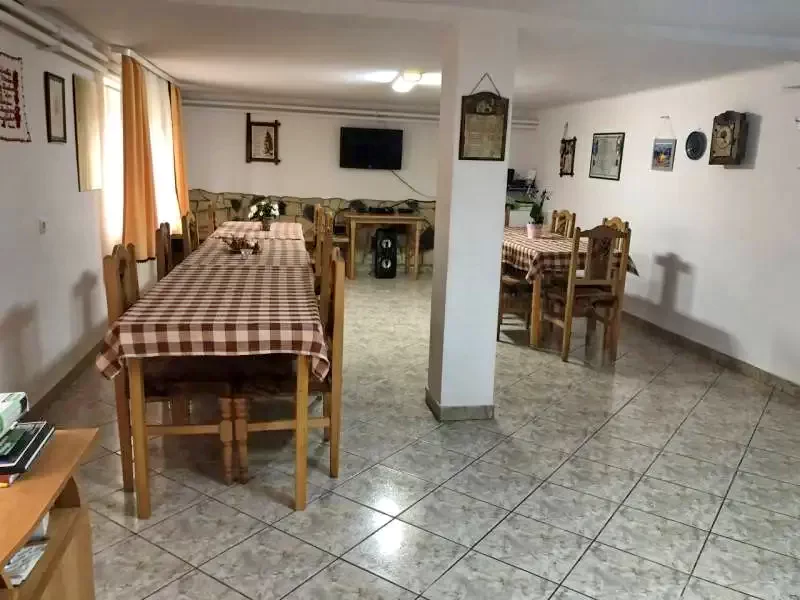 Odorheiu Secuiesc Cazare | Han (K0371-20) Imaginea poate fi supusă drepturilor de autor. Se recomandă contactarea titularului drepturilor.