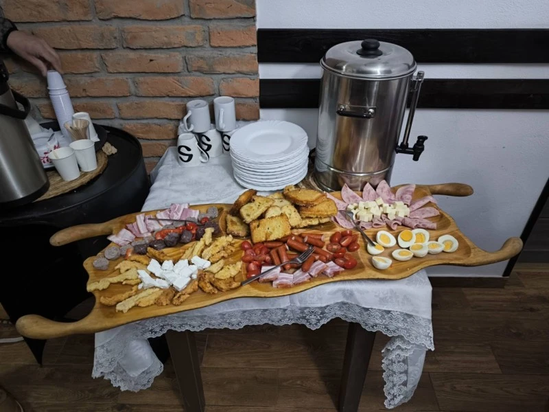 Odorheiu Secuiesc Cazare | Pensiune (K0480-5) Imaginea poate fi supusă drepturilor de autor. Se recomandă contactarea titularului drepturilor.