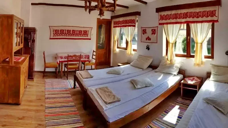 Odorheiu Secuiesc Cazare | Cabană (K1359-18) Imaginea poate fi supusă drepturilor de autor. Se recomandă contactarea titularului drepturilor.