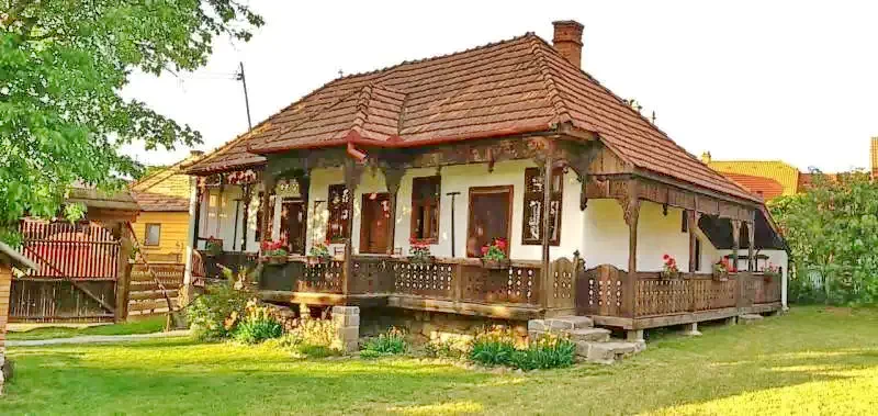 Székelyudvarhely Szállás | Kulcsosház (K1359-43) A kép szerzői jogvédelem alatt állhat. Javasolt a kapcsolatfelvétel a jog tulajdonossal. Székelyudvarhely Szállás | Kulcsosház (K1359-43) A kép szerzői jogvédelem alatt állhat. Javasolt a kapcsolatfelvétel a jog tulajdonossal.