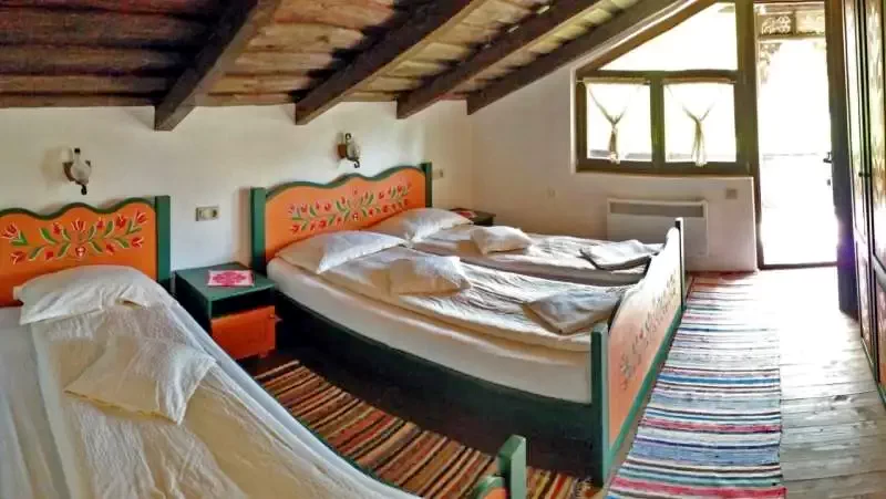 Odorheiu Secuiesc Cazare | Cabană (K1359-50) Imaginea poate fi supusă drepturilor de autor. Se recomandă contactarea titularului drepturilor.