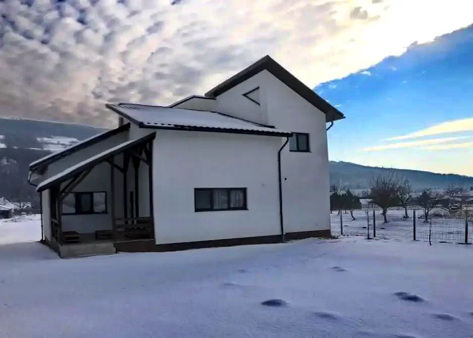 Odorheiu Secuiesc Cazare | Cabană (K1381-12) Imaginea poate fi supusă drepturilor de autor. Se recomandă contactarea titularului drepturilor.