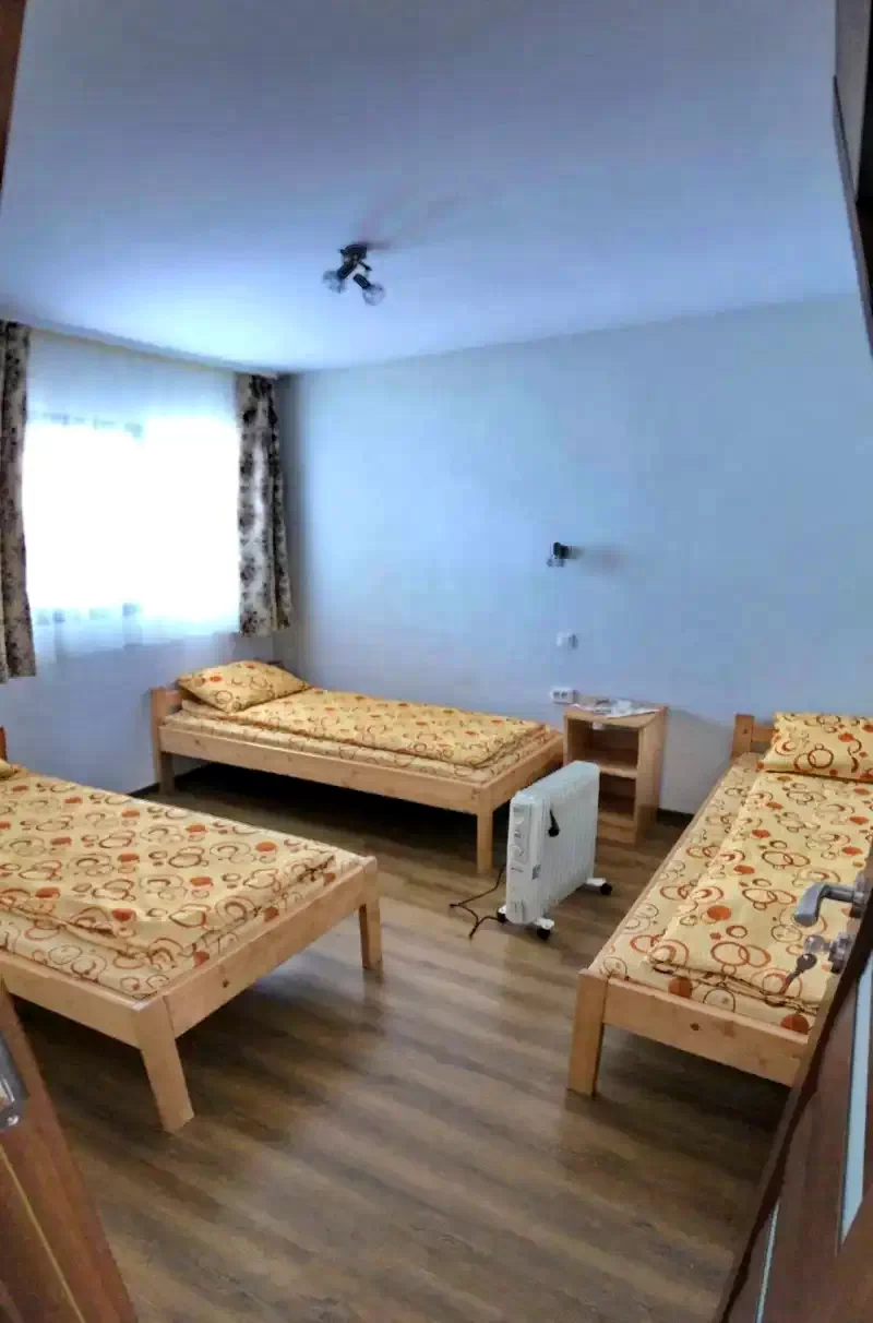 Odorheiu Secuiesc Cazare | Cabană (K1381-14) Imaginea poate fi supusă drepturilor de autor. Se recomandă contactarea titularului drepturilor.