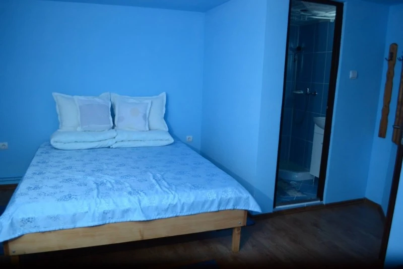 Odorheiu Secuiesc Cazare | Pensiune (K0112-59) Imaginea poate fi supusă drepturilor de autor. Se recomandă contactarea titularului drepturilor.