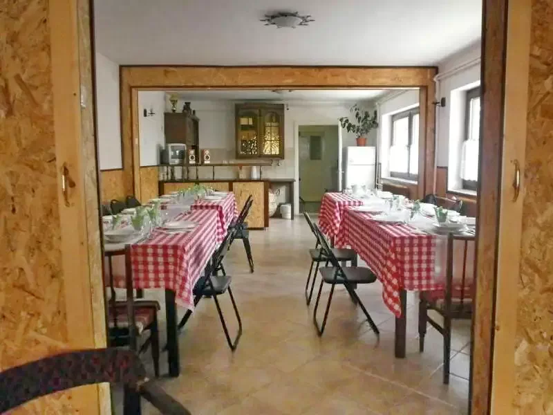 Odorheiu Secuiesc Cazare | Casă de oaspeți (K0159-5) Imaginea poate fi supusă drepturilor de autor. Se recomandă contactarea titularului drepturilor.