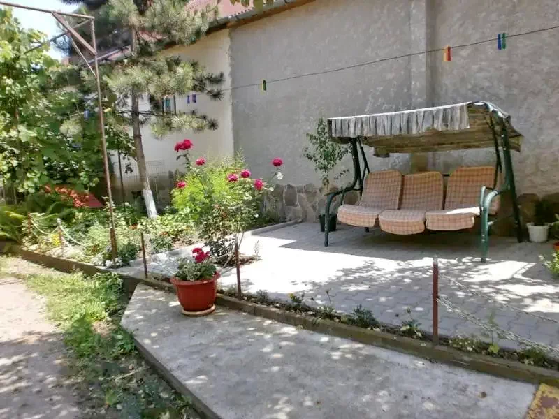 Odorheiu Secuiesc Cazare | Casă de oaspeți (K0159-51) Imaginea poate fi supusă drepturilor de autor. Se recomandă contactarea titularului drepturilor.