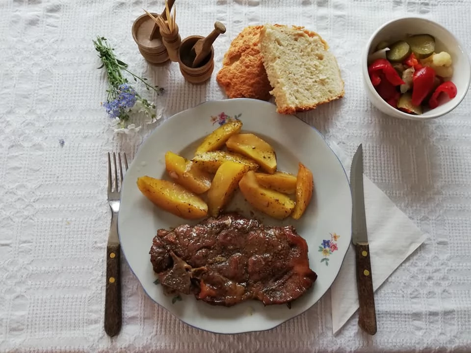 Odorheiu Secuiesc Cazare | Pensiune (K0634-3) Imaginea poate fi supusă drepturilor de autor. Se recomandă contactarea titularului drepturilor.