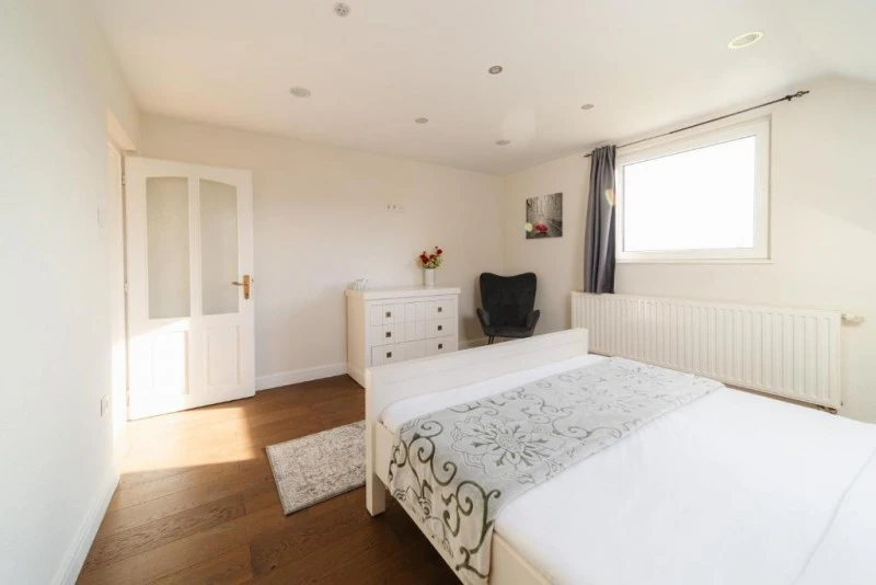 Harghita Madaras Cazare | Casă de apartamente (K1592-70) Imaginea poate fi supusă drepturilor de autor. Se recomandă contactarea titularului drepturilor. Harghita Madaras Cazare | Casă de apartamente (K1592-70) Imaginea poate fi supusă drepturilor de autor. Se recomandă contactarea titularului drepturilor.