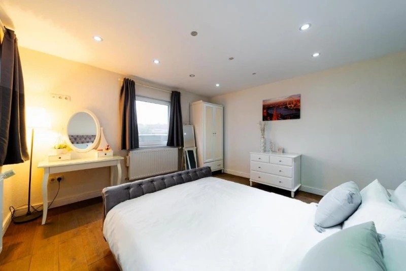 Madarasi Hargita Szállás | Apartmanház (K1592-75) A kép szerzői jogvédelem alatt állhat. Javasolt a kapcsolatfelvétel a jog tulajdonossal. Madarasi Hargita Szállás | Apartmanház (K1592-75) A kép szerzői jogvédelem alatt állhat. Javasolt a kapcsolatfelvétel a jog tulajdonossal.