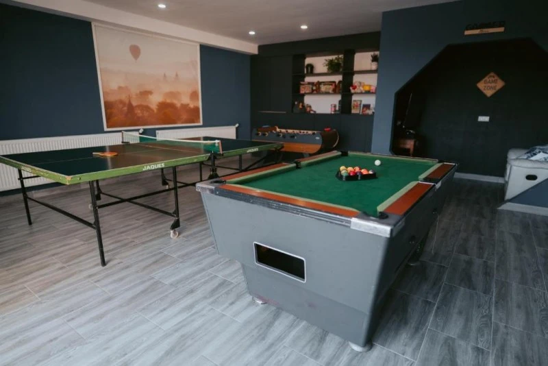 Harghita Madaras Cazare | Casă de apartamente (K1592-100) Imaginea poate fi supusă drepturilor de autor. Se recomandă contactarea titularului drepturilor. Harghita Madaras Cazare | Casă de apartamente (K1592-100) Imaginea poate fi supusă drepturilor de autor. Se recomandă contactarea titularului drepturilor.