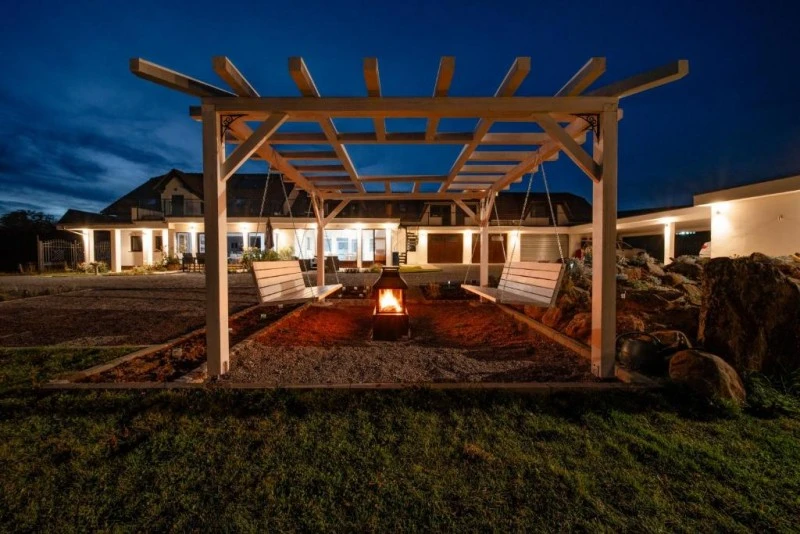 Harghita Madaras Cazare | Casă de apartamente (K1592-103) Imaginea poate fi supusă drepturilor de autor. Se recomandă contactarea titularului drepturilor. Harghita Madaras Cazare | Casă de apartamente (K1592-103) Imaginea poate fi supusă drepturilor de autor. Se recomandă contactarea titularului drepturilor.