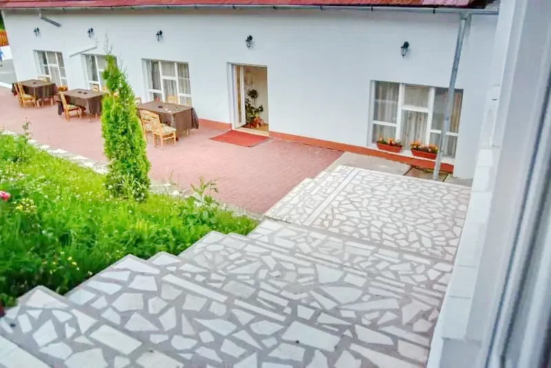 Brassó Szállás | Panzió (K0127-25) A kép szerzői jogvédelem alatt állhat. Javasolt a kapcsolatfelvétel a jog tulajdonossal.