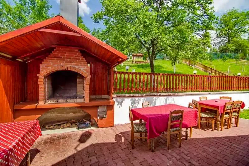 Brașov Cazare | Pensiune (K0127-28) Imaginea poate fi supusă drepturilor de autor. Se recomandă contactarea titularului drepturilor.