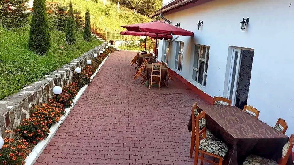 Brașov Cazare | Pensiune (K0127-59) Imaginea poate fi supusă drepturilor de autor. Se recomandă contactarea titularului drepturilor.