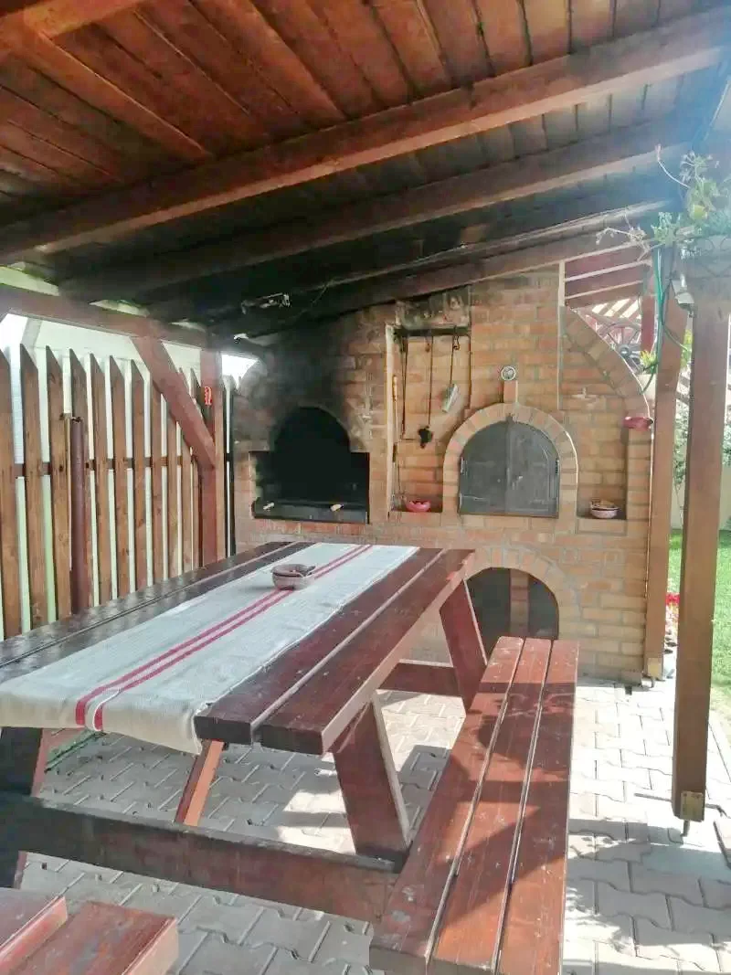 Madarasi Hargita Szállás | Panzió (K0191-15) A kép szerzői jogvédelem alatt állhat. Javasolt a kapcsolatfelvétel a jog tulajdonossal.