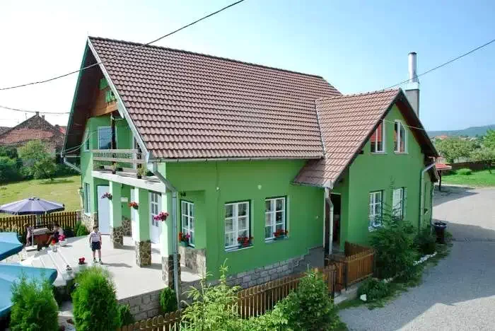 Madarasi Hargita Szállás | Panzió (K1141-1) A kép szerzői jogvédelem alatt állhat. Javasolt a kapcsolatfelvétel a jog tulajdonossal.