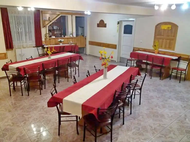 Harghita Madaras Cazare | Pensiune (K1368-9) Imaginea poate fi supusă drepturilor de autor. Se recomandă contactarea titularului drepturilor. Harghita Madaras Cazare | Pensiune (K1368-9) Imaginea poate fi supusă drepturilor de autor. Se recomandă contactarea titularului drepturilor.