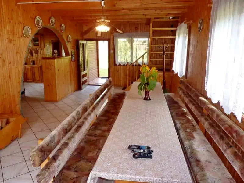 Harghita Madaras Cazare | Cabană (K0390-16) Imaginea poate fi supusă drepturilor de autor. Se recomandă contactarea titularului drepturilor.