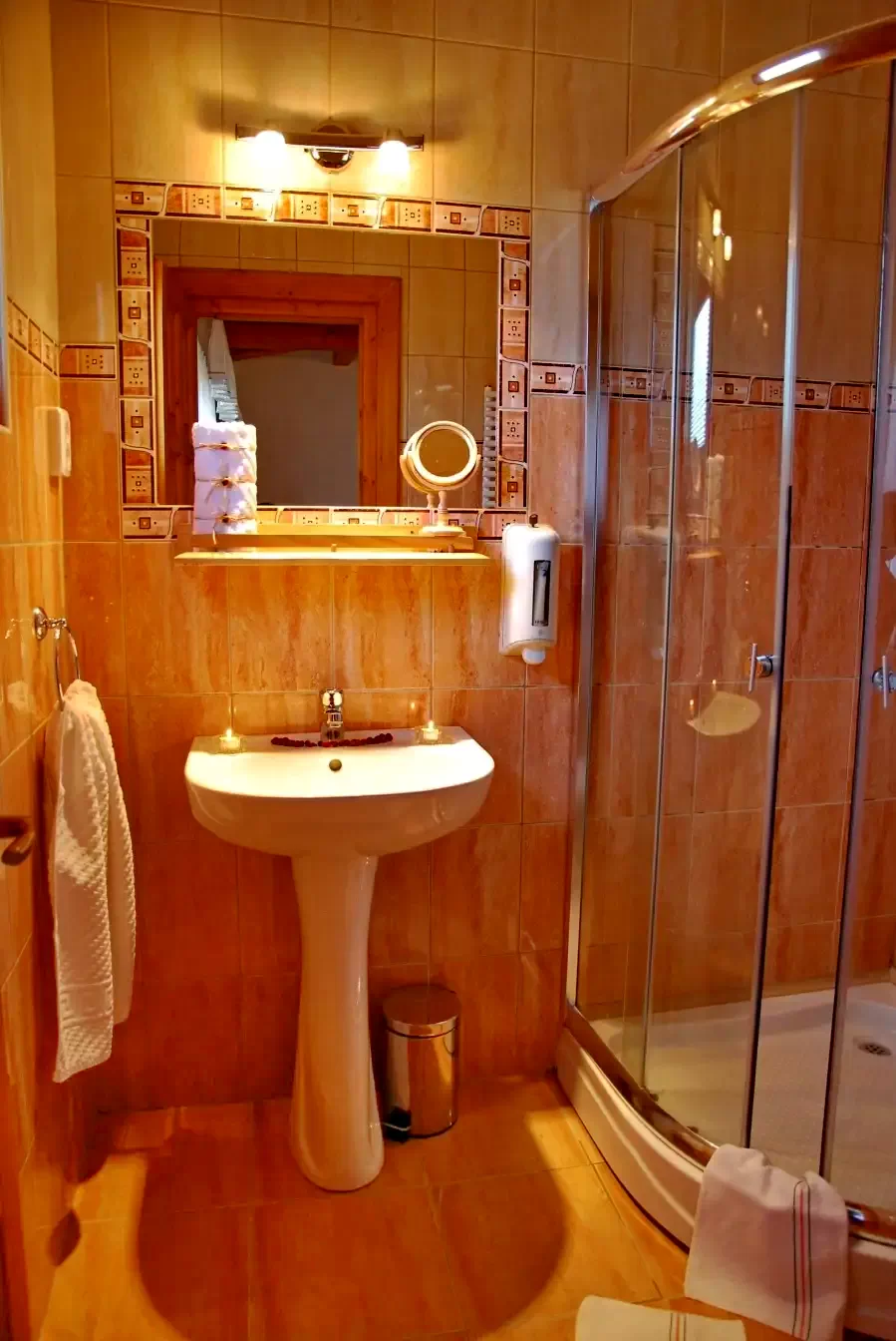 Harghita Madaras Cazare | Cabană (K0400-13) Imaginea poate fi supusă drepturilor de autor. Se recomandă contactarea titularului drepturilor. Harghita Madaras Cazare | Cabană (K0400-13) Imaginea poate fi supusă drepturilor de autor. Se recomandă contactarea titularului drepturilor.