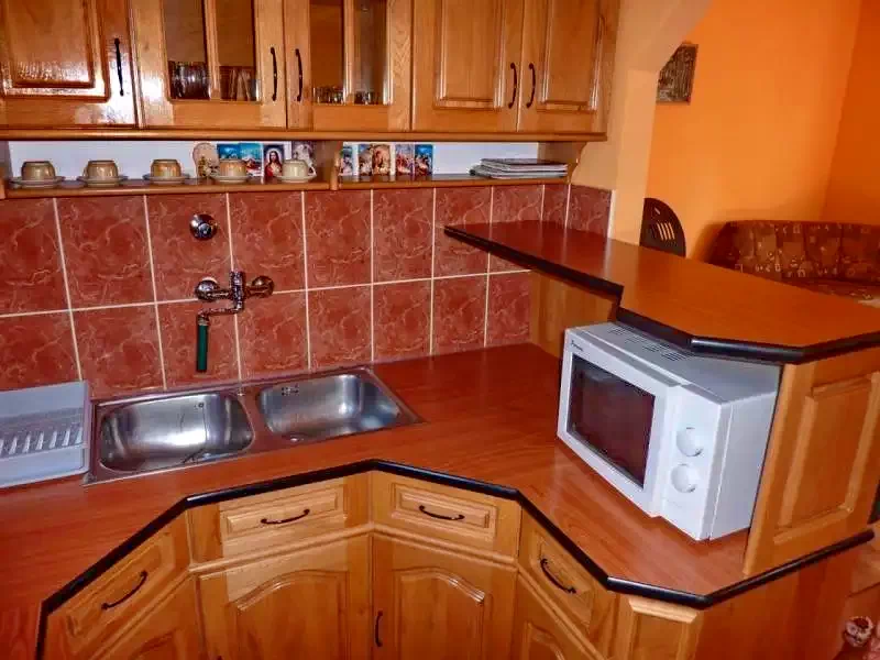 Harghita Madaras Cazare | Cabană (K0404-20) Imaginea poate fi supusă drepturilor de autor. Se recomandă contactarea titularului drepturilor.