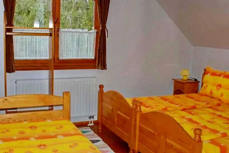 Harghita Madaras Cazare | Cabană (K0674-9) Imaginea poate fi supusă drepturilor de autor. Se recomandă contactarea titularului drepturilor.