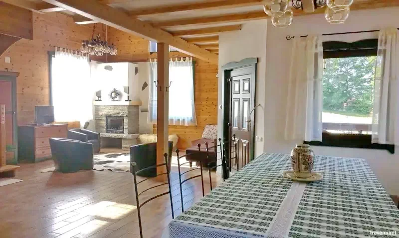 Harghita Madaras Cazare | Cabană (K0729-21) Imaginea poate fi supusă drepturilor de autor. Se recomandă contactarea titularului drepturilor.