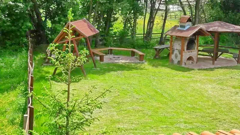 Madarasi Hargita Szállás | Kulcsosház (K1199-1) A kép szerzői jogvédelem alatt állhat. Javasolt a kapcsolatfelvétel a jog tulajdonossal.