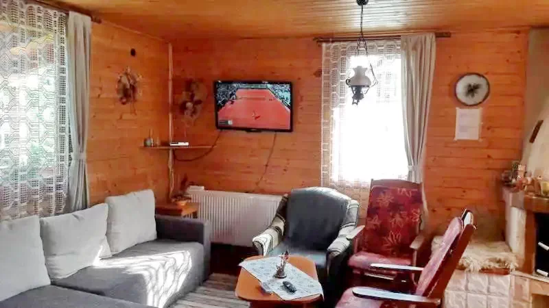 Harghita Madaras Cazare | Cabană (K1199-35) Imaginea poate fi supusă drepturilor de autor. Se recomandă contactarea titularului drepturilor.