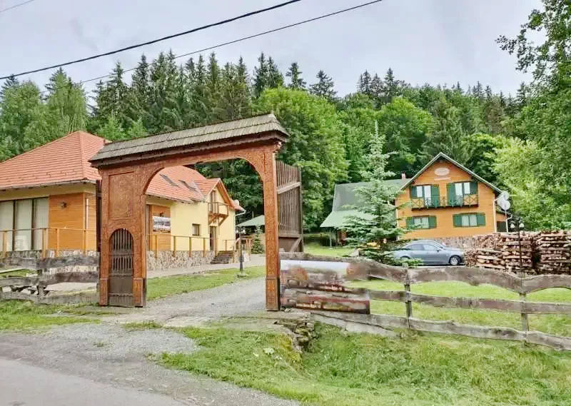 Madarasi Hargita Szállás | Panzió (K1286-6) A kép szerzői jogvédelem alatt állhat. Javasolt a kapcsolatfelvétel a jog tulajdonossal.