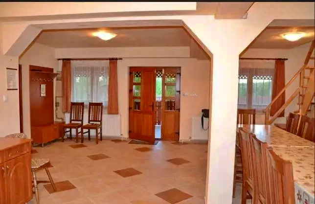 Odorheiu Secuiesc Cazare | Cabană (K0251-2) Imaginea poate fi supusă drepturilor de autor. Se recomandă contactarea titularului drepturilor. Odorheiu Secuiesc Cazare | Cabană (K0251-2) Imaginea poate fi supusă drepturilor de autor. Se recomandă contactarea titularului drepturilor.