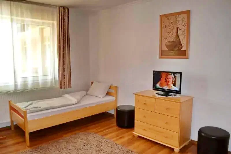 Odorheiu Secuiesc Cazare | Pensiune (K0354-17) Imaginea poate fi supusă drepturilor de autor. Se recomandă contactarea titularului drepturilor.