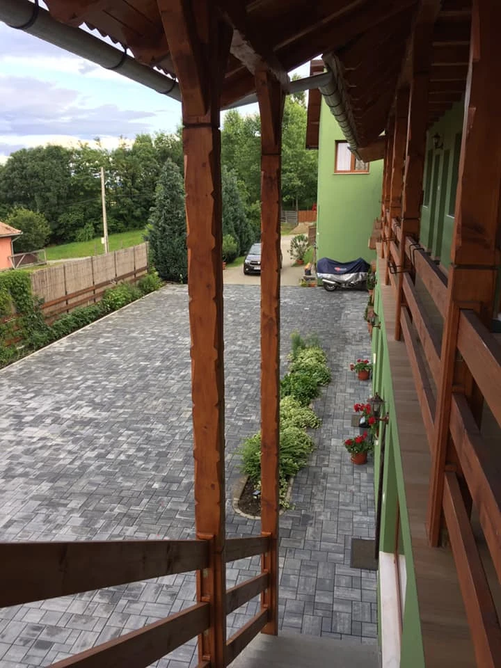 Odorheiu Secuiesc Cazare | Pensiune (K1553-28) Imaginea poate fi supusă drepturilor de autor. Se recomandă contactarea titularului drepturilor.