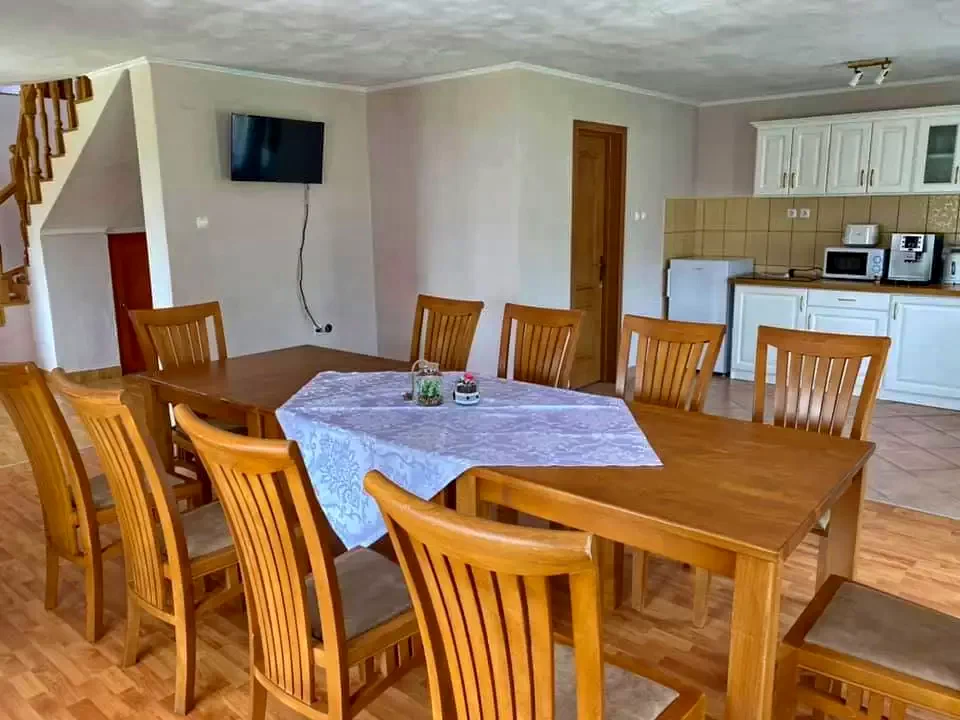 Odorheiu Secuiesc Cazare | Cabană (K1123-6) Imaginea poate fi supusă drepturilor de autor. Se recomandă contactarea titularului drepturilor.