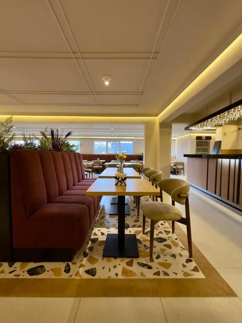 Kolozsvár Szállás | Hotel*** (K1579-26) A kép szerzői jogvédelem alatt állhat. Javasolt a kapcsolatfelvétel a jog tulajdonossal. Kolozsvár Szállás | Hotel*** (K1579-26) A kép szerzői jogvédelem alatt állhat. Javasolt a kapcsolatfelvétel a jog tulajdonossal.