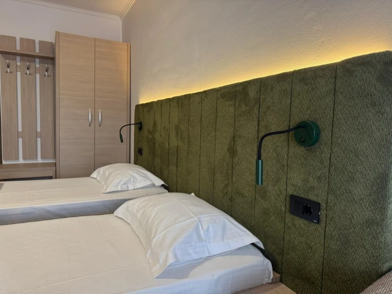 Kolozsvár Szállás | Hotel*** (K1579-32) A kép szerzői jogvédelem alatt állhat. Javasolt a kapcsolatfelvétel a jog tulajdonossal. Kolozsvár Szállás | Hotel*** (K1579-32) A kép szerzői jogvédelem alatt állhat. Javasolt a kapcsolatfelvétel a jog tulajdonossal.