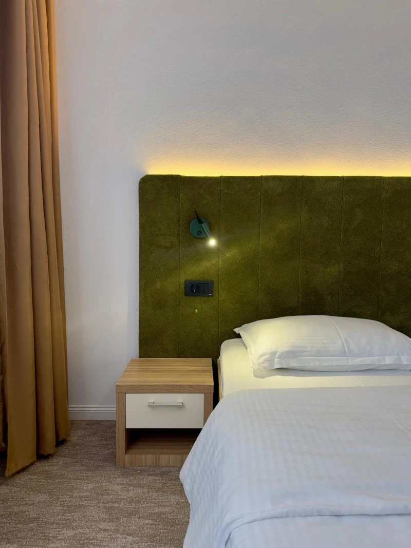 Cluj-Napoca Cazare | Hotel*** (K1579-33) Imaginea poate fi supusă drepturilor de autor. Se recomandă contactarea titularului drepturilor. Cluj-Napoca Cazare | Hotel*** (K1579-33) Imaginea poate fi supusă drepturilor de autor. Se recomandă contactarea titularului drepturilor.