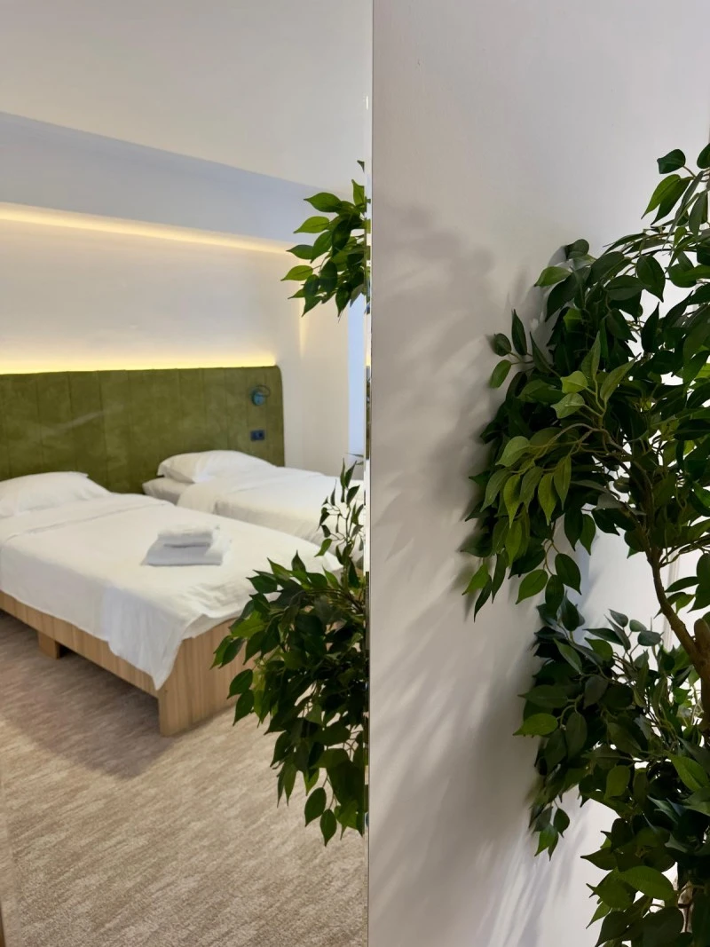 Cluj-Napoca Cazare | Hotel*** (K1579-34) Imaginea poate fi supusă drepturilor de autor. Se recomandă contactarea titularului drepturilor. Cluj-Napoca Cazare | Hotel*** (K1579-34) Imaginea poate fi supusă drepturilor de autor. Se recomandă contactarea titularului drepturilor.