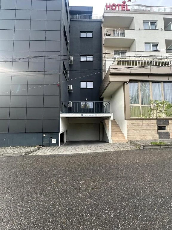 Kolozsvár Szállás | Hotel*** (K1579-54) A kép szerzői jogvédelem alatt állhat. Javasolt a kapcsolatfelvétel a jog tulajdonossal. Kolozsvár Szállás | Hotel*** (K1579-54) A kép szerzői jogvédelem alatt állhat. Javasolt a kapcsolatfelvétel a jog tulajdonossal.