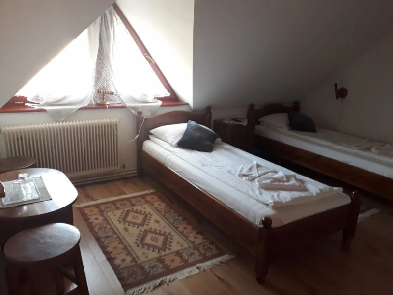 Vlăhița Cazare | Pensiune (K1575-28) Imaginea poate fi supusă drepturilor de autor. Se recomandă contactarea titularului drepturilor. Vlăhița Cazare | Pensiune (K1575-28) Imaginea poate fi supusă drepturilor de autor. Se recomandă contactarea titularului drepturilor.