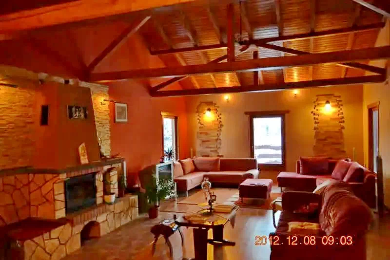 Izvoare Cazare | Cabană (K0388-43) Imaginea poate fi supusă drepturilor de autor. Se recomandă contactarea titularului drepturilor. Izvoare Cazare | Cabană (K0388-43) Imaginea poate fi supusă drepturilor de autor. Se recomandă contactarea titularului drepturilor.