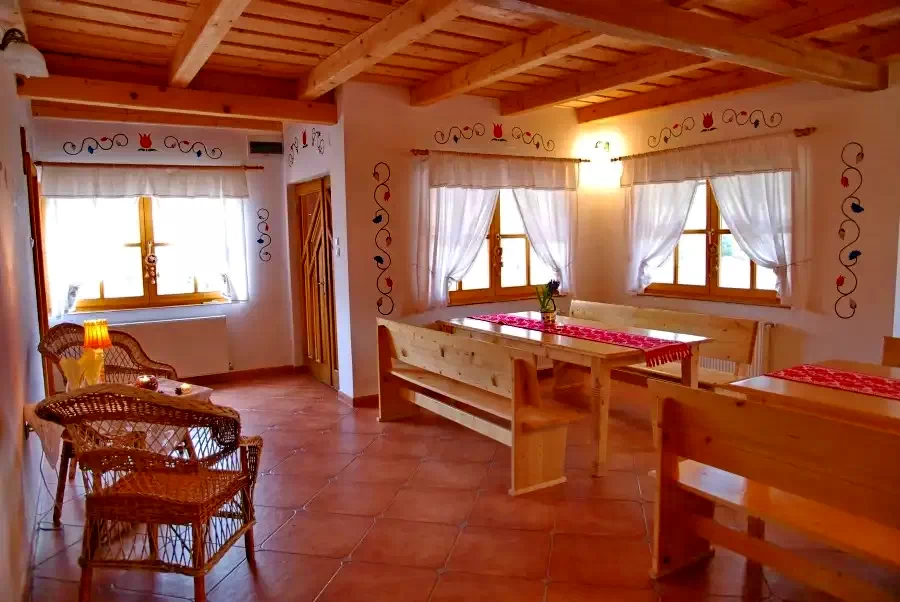 Izvoare Cazare | Cabană (K0400-21) Imaginea poate fi supusă drepturilor de autor. Se recomandă contactarea titularului drepturilor. Izvoare Cazare | Cabană (K0400-21) Imaginea poate fi supusă drepturilor de autor. Se recomandă contactarea titularului drepturilor.