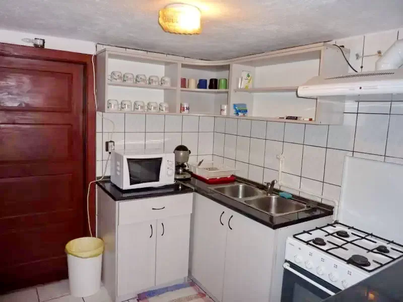 Izvoare Cazare | Cabană (K0401-24) Imaginea poate fi supusă drepturilor de autor. Se recomandă contactarea titularului drepturilor. Izvoare Cazare | Cabană (K0401-24) Imaginea poate fi supusă drepturilor de autor. Se recomandă contactarea titularului drepturilor.