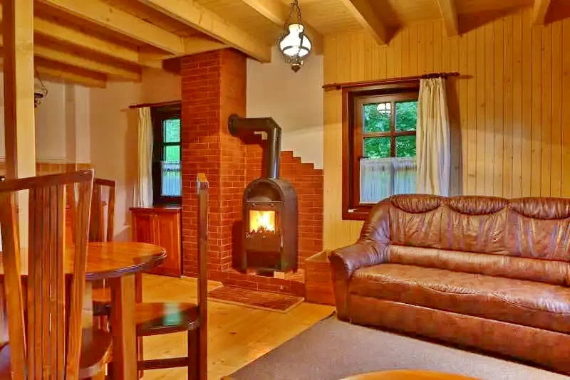 Izvoare Cazare | Casă de apartamente (K0403-4) Imaginea poate fi supusă drepturilor de autor. Se recomandă contactarea titularului drepturilor. Izvoare Cazare | Casă de apartamente (K0403-4) Imaginea poate fi supusă drepturilor de autor. Se recomandă contactarea titularului drepturilor.