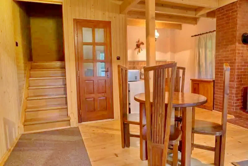 Izvoare Cazare | Casă de apartamente (K0403-12) Imaginea poate fi supusă drepturilor de autor. Se recomandă contactarea titularului drepturilor. Izvoare Cazare | Casă de apartamente (K0403-12) Imaginea poate fi supusă drepturilor de autor. Se recomandă contactarea titularului drepturilor.